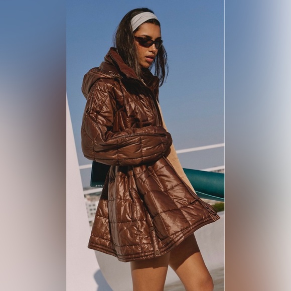 Free People Patricia Packable Poncho Puffer FP Movement NWT - Picture 6 of 14